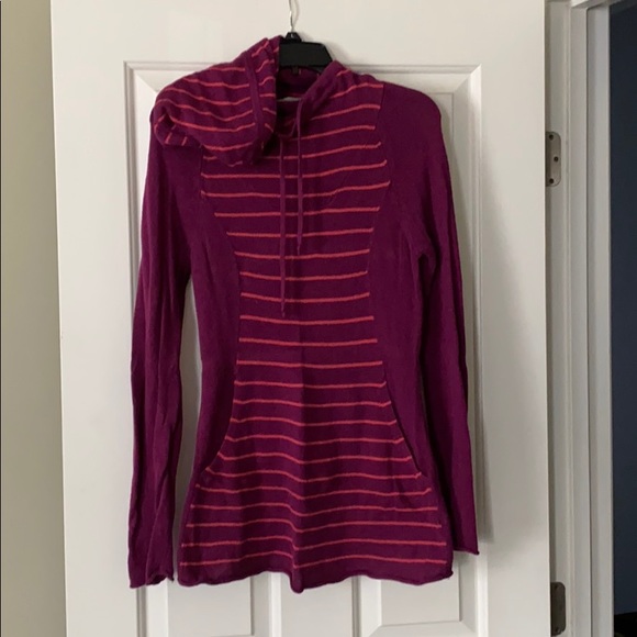 Athleta size small lightweight sweater - Picture 1 of 3